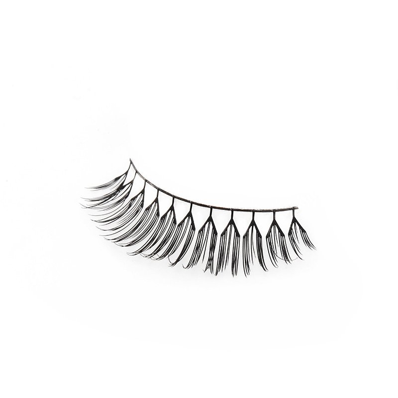 Airy wispy lashes strip